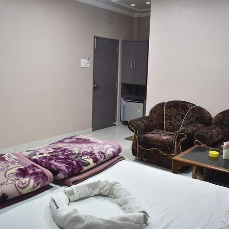 Hotel Suraj Balasore Luaran gambar