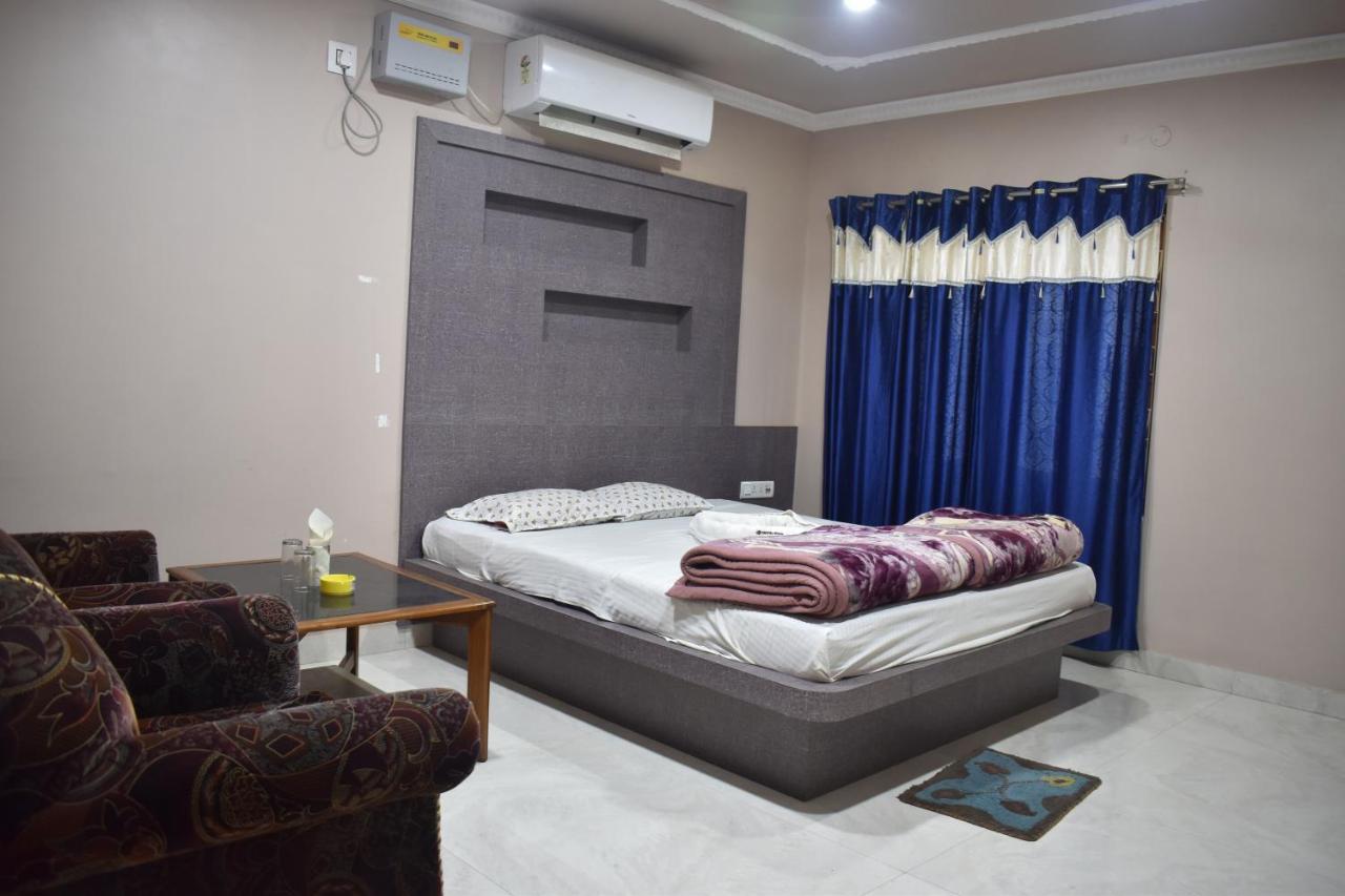 Hotel Suraj Balasore Luaran gambar