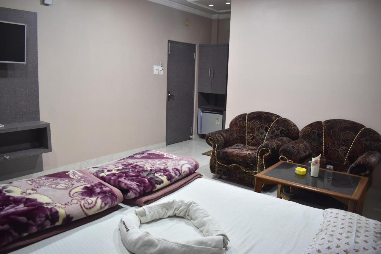Hotel Suraj Balasore Luaran gambar